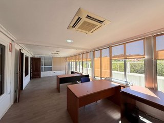 Oficina en alquiler en Casco Antiguo en Marbella