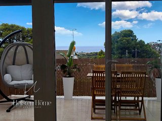 Chalet en venta en Montmar en Castelldefels