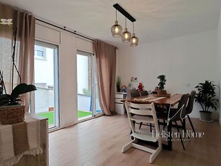 Chalet en venta en Montmar en Castelldefels