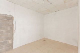 Local comercial en venta en Chantrea en Pamplona