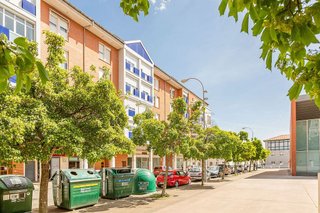 Local comercial en venta en Chantrea en Pamplona