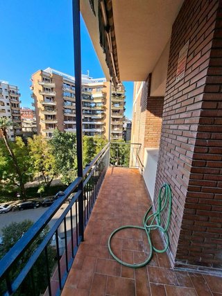 Piso en alquiler en Los Remedios en Sevilla