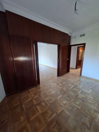 Piso en alquiler en Los Remedios en Sevilla
