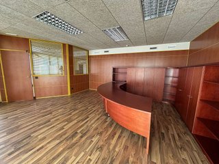 Oficina en alquiler en La Plana en Esplugues de Llobregat