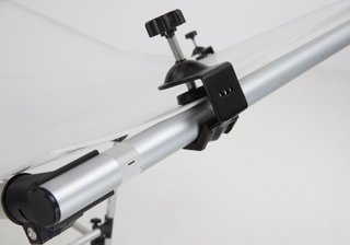 Mesa de estudio fotográfico con ruedas