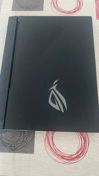 ASUS ROG Strix G15 RTX 2070 i7 16GB Laptop da Gaming