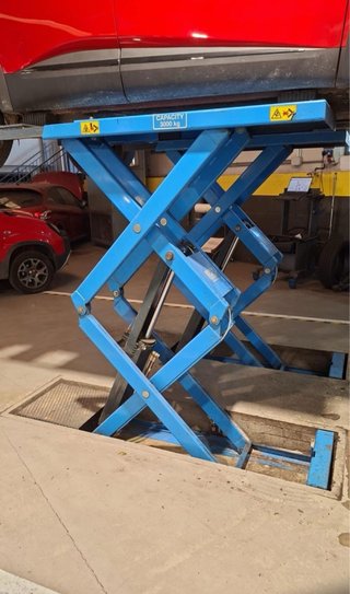 Elevador tijera 3000 kg