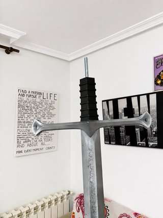 Espada Narsil 1,3 m — réplica decorativa LOTR