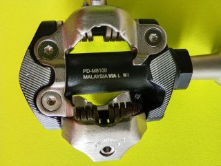 Pedales Shimano XT M8100