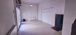 Local comercial en venta en El Turó de la Peira en Barcelona