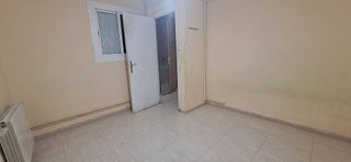 Local comercial en venta en El Turó de la Peira en Barcelona