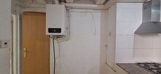 Local comercial en venta en El Turó de la Peira en Barcelona
