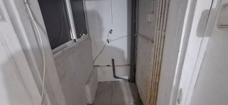 Local comercial en venta en El Turó de la Peira en Barcelona