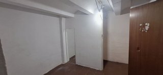 Local comercial en venta en El Turó de la Peira en Barcelona