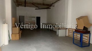 Local comercial en venta en La Hacienda - Nueva Andalucía en Dos Hermanas