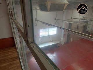 Nave industrial en venta en Loeches