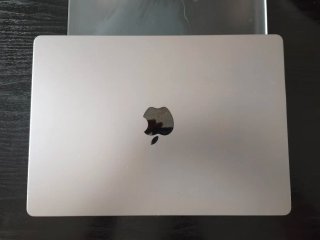 MacBook Pro M3 14 2023 16GB 512GB