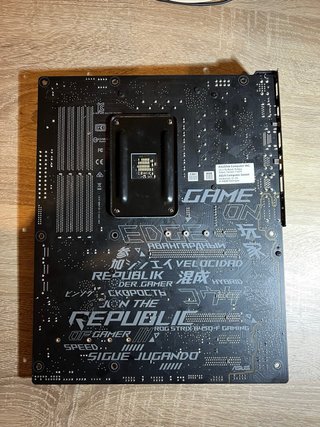 Scheda madre ROG Strix B450-F Gaming
