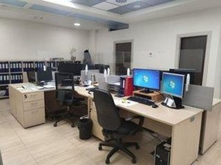 Local comercial en venta en Plaza España - Villa Pilar - Reyes Católicos - Vadillos en Burgos