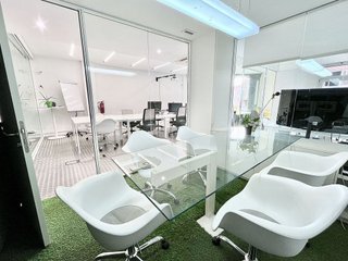 Oficina en venta en La Salut en Barcelona