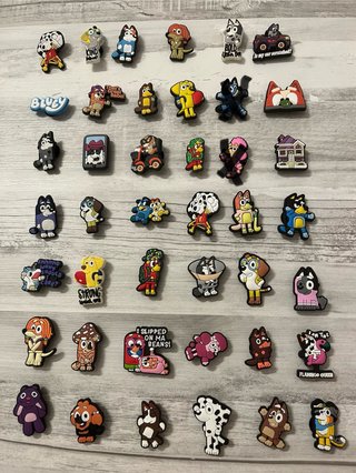 Pines/Jibbitz/Charms Bluey para Crocs