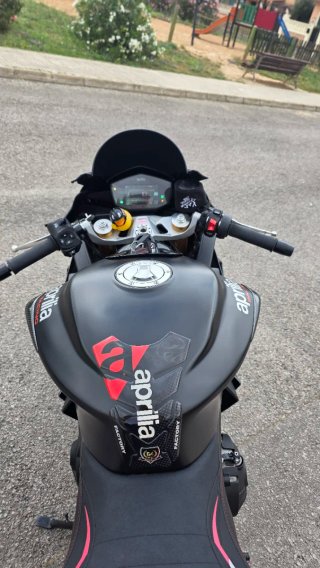Aprilia RS 660 2023 Negra A2