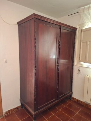 Armario antiguo madera principios siglo XX