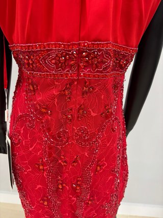 Vestido rojo 40 pedrería