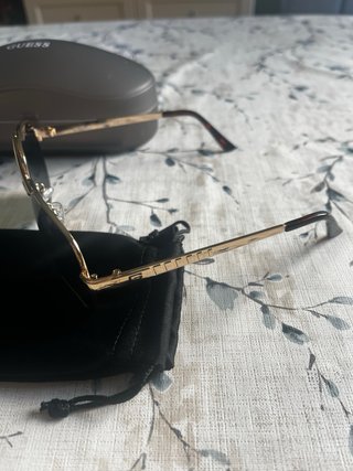 Gafas de Sol Guess Aviador Doradas