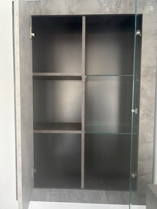 URGE Estantería vitrina cristal y madera