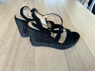 Alpargatas de cuña piel Latouche Talla 37