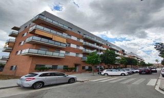 Local comercial en venta en Abrera