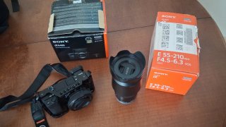 Sony A6400 + Lente 55-210mm + Accesorios