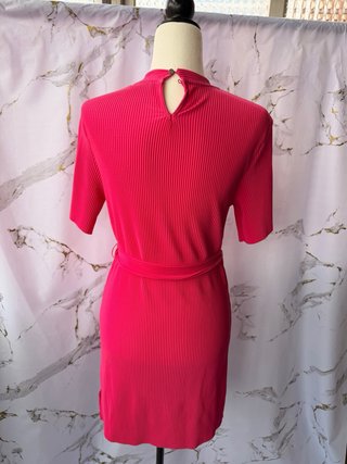 Vestido mini Bershka fucsia plisado