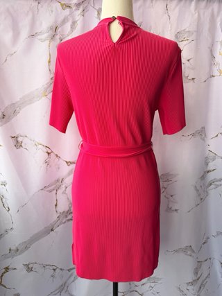 Vestido mini Bershka fucsia plisado