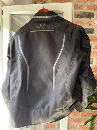 Chaqueta de moto negra (XL)