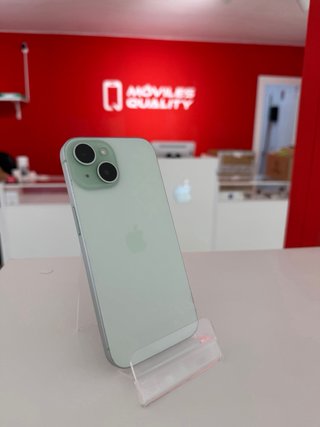 iPhone 15 128GB - Exposición - EXCELENTE