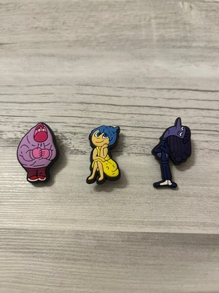 Pines/Jibbitz/Charms Inside Out para Crocs