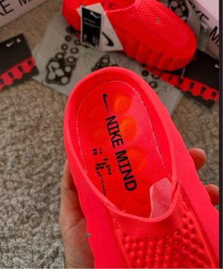 Nike Mind Rojo