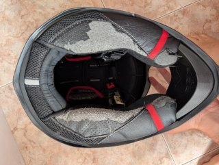 Casco de moto blanco integral