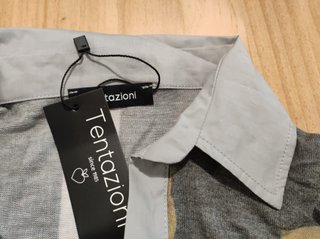 Camiseta Tentazioni geométrica cuello camisero S