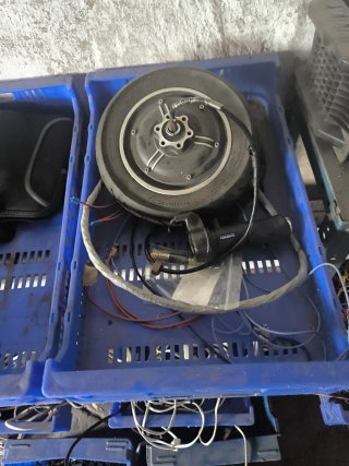 3 Patinetes Eléctricos Bongo para Piezas