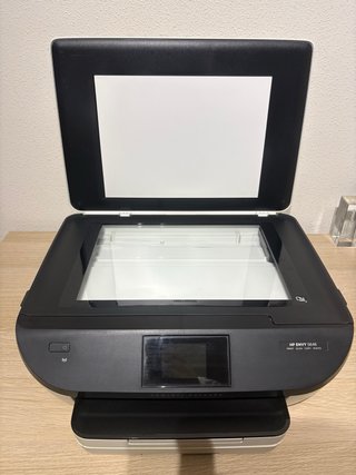 Stampante multifunzione HP Envy 5646