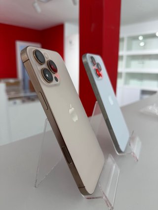 iPhone 16 Pro Max 256GB - Exposición - Como nuevo