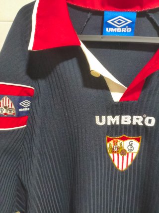Camiseta Sevilla FC Umbro Talla XL.