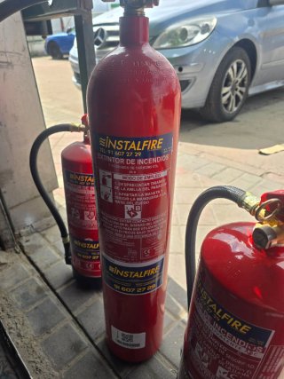 6 Extintores de Incendios INSTALFIRE