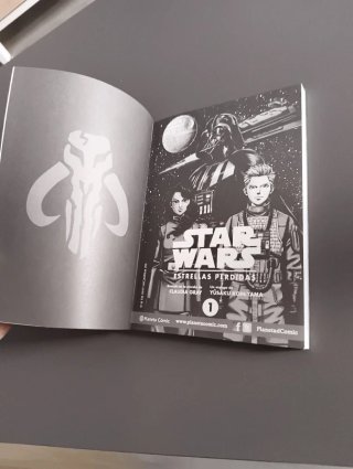 Librito de star wars mandalorian