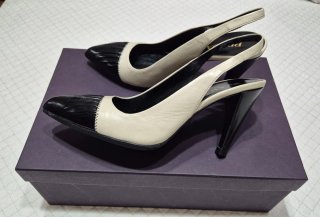 Zapatos tacón Prada T-36 beige y negro
