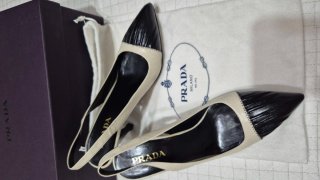 Zapatos tacón Prada T-36 beige y negro