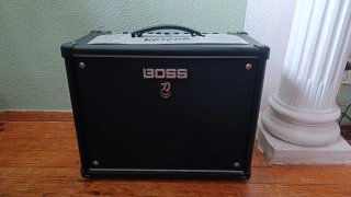 Amplificador Guitarra Boss Katana 50W MkII